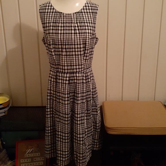 The Limited Dress - Picture 1 of 4